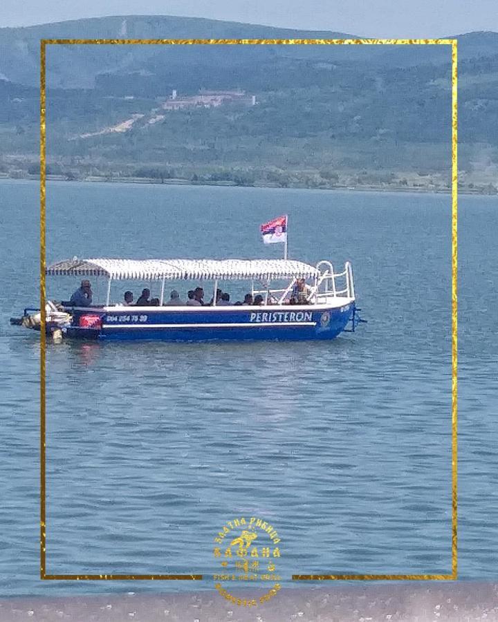 شقة Zlatna Ribica جولوباك المظهر الخارجي الصورة